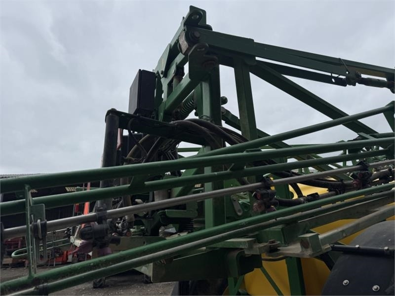 John Deere John Deere 732 Trailed Sprayer  leasing John Deere John Deere 732 Trailed Sprayer: picture 15