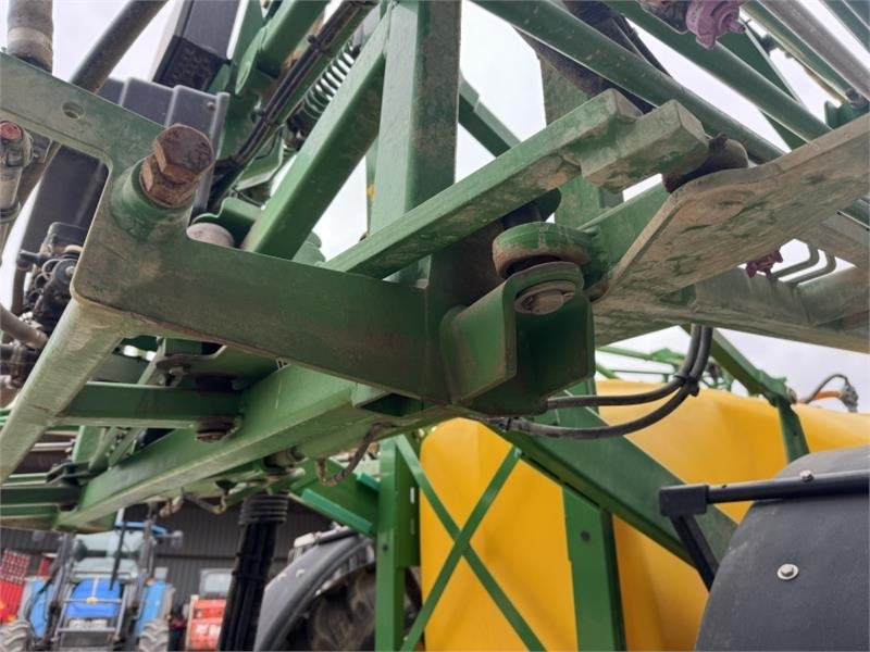 John Deere John Deere 732 Trailed Sprayer  leasing John Deere John Deere 732 Trailed Sprayer: picture 14