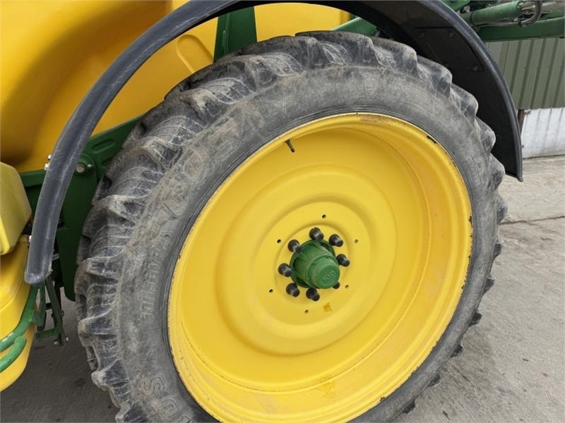 John Deere John Deere 732 Trailed Sprayer  leasing John Deere John Deere 732 Trailed Sprayer: picture 9