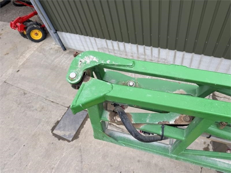 John Deere John Deere 732 Trailed Sprayer  leasing John Deere John Deere 732 Trailed Sprayer: picture 24