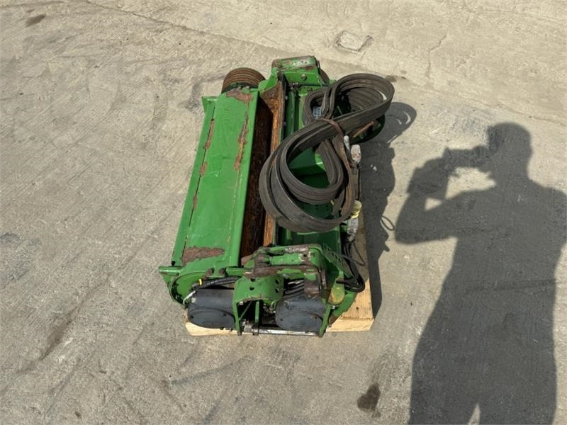 John Deere Kernal Processor  - Self-loading wagon: picture 2 John Deere Kernal Processor  - Self-loading wagon: picture 2