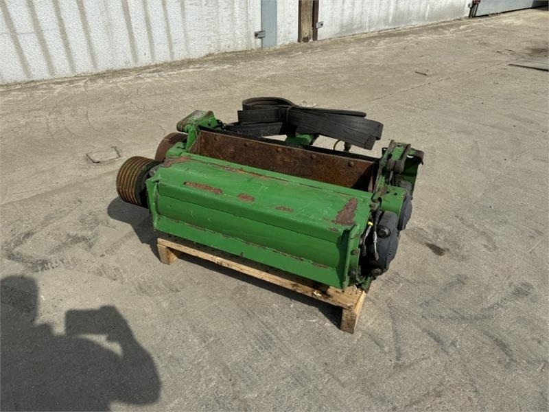 John Deere Kernal Processor  - Self-loading wagon: picture 1 John Deere Kernal Processor  - Self-loading wagon: picture 1