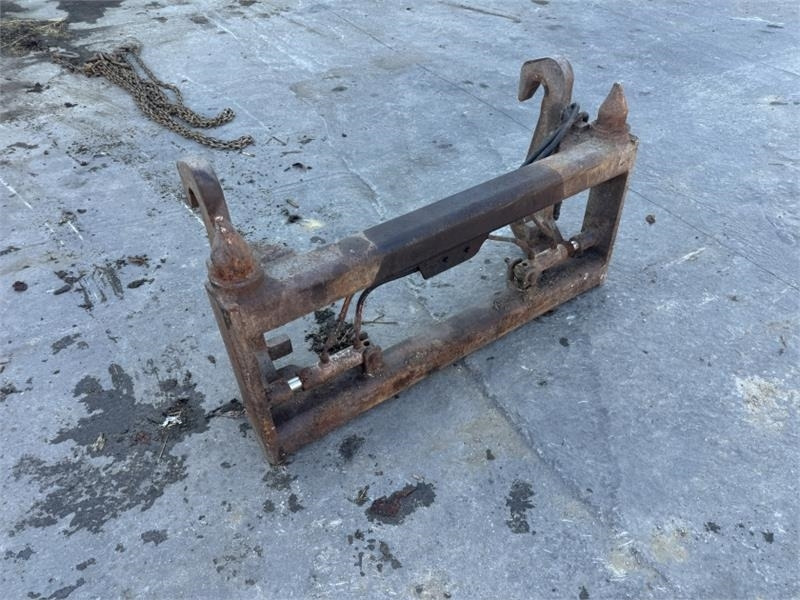 Kramer to Pin and Cone Adaptor Plate - Crawler excavator: picture 1 Kramer to Pin and Cone Adaptor Plate - Crawler excavator: picture 1