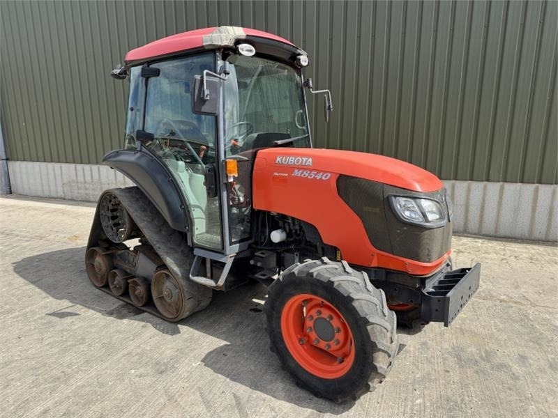 Kubota M8540 Narrow Half Track *85 HP* - Farm tractor: picture 3 Kubota M8540 Narrow Half Track *85 HP* - Farm tractor: picture 3