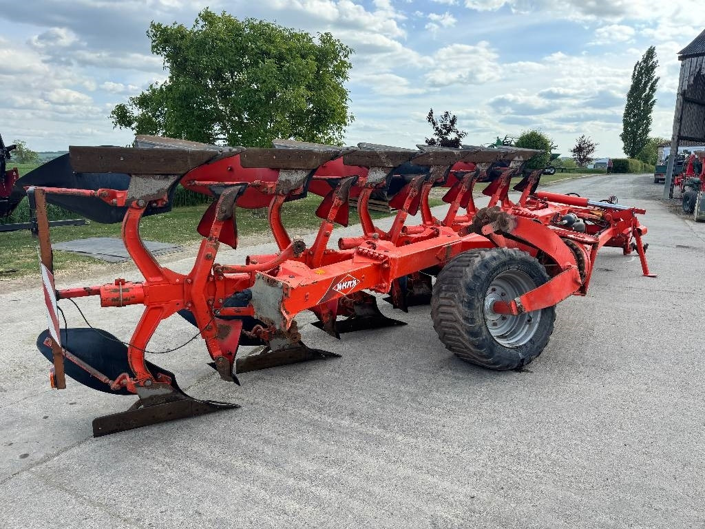 Kuhn VT 1180 M6H - Plow: picture 2 Kuhn VT 1180 M6H - Plow: picture 2