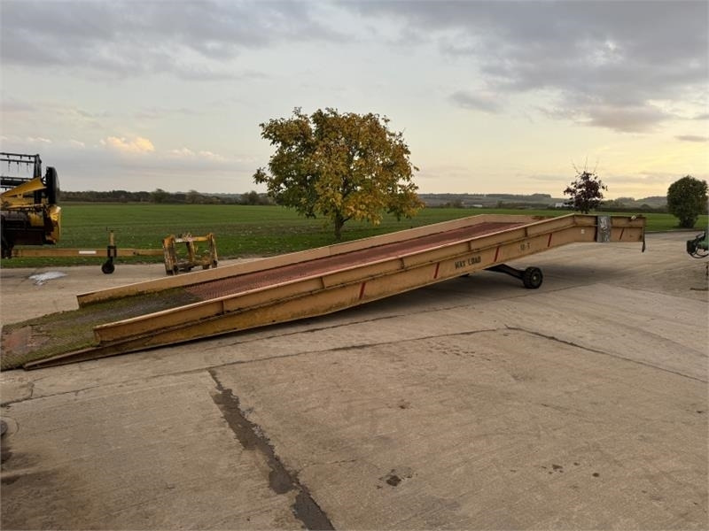 Loading Ramp Loading Ramp - Loading ramp: picture 1 Loading Ramp Loading Ramp - Loading ramp: picture 1