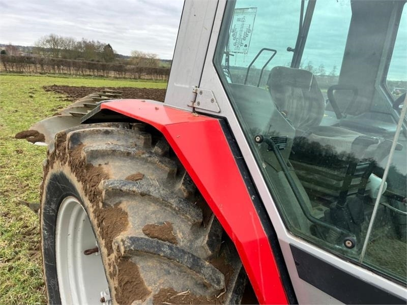 Massey Ferguson 3120 Dynashift - Farm tractor: picture 5 Massey Ferguson 3120 Dynashift - Farm tractor: picture 5