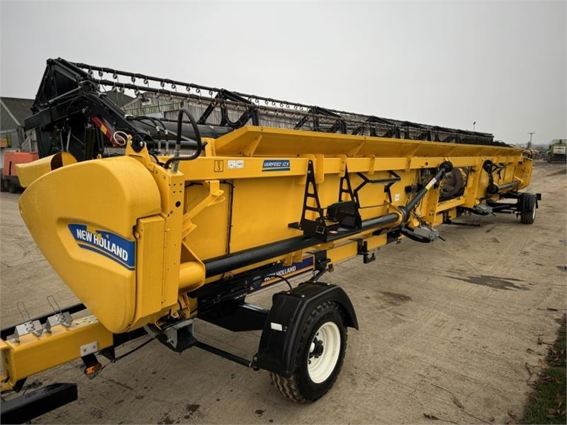 New Holland 41ft Varifeed Header - Harvester attachment: picture 4 New Holland 41ft Varifeed Header - Harvester attachment: picture 4