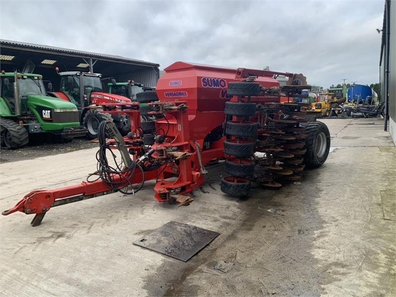 Sumo 4m Versadrill Moore System - Combine seed drill: picture 3 Sumo 4m Versadrill Moore System - Combine seed drill: picture 3