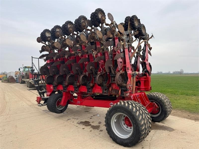 Sumo 8m DTS Direct Drill  - Combine seed drill: picture 2 Sumo 8m DTS Direct Drill  - Combine seed drill: picture 2