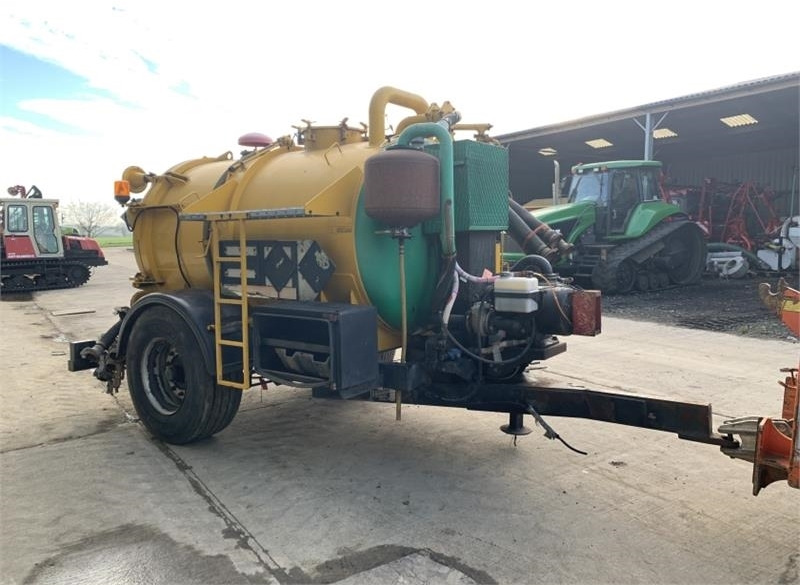Whale Vacume Tanker - Slurry tanker: picture 3 Whale Vacume Tanker - Slurry tanker: picture 3