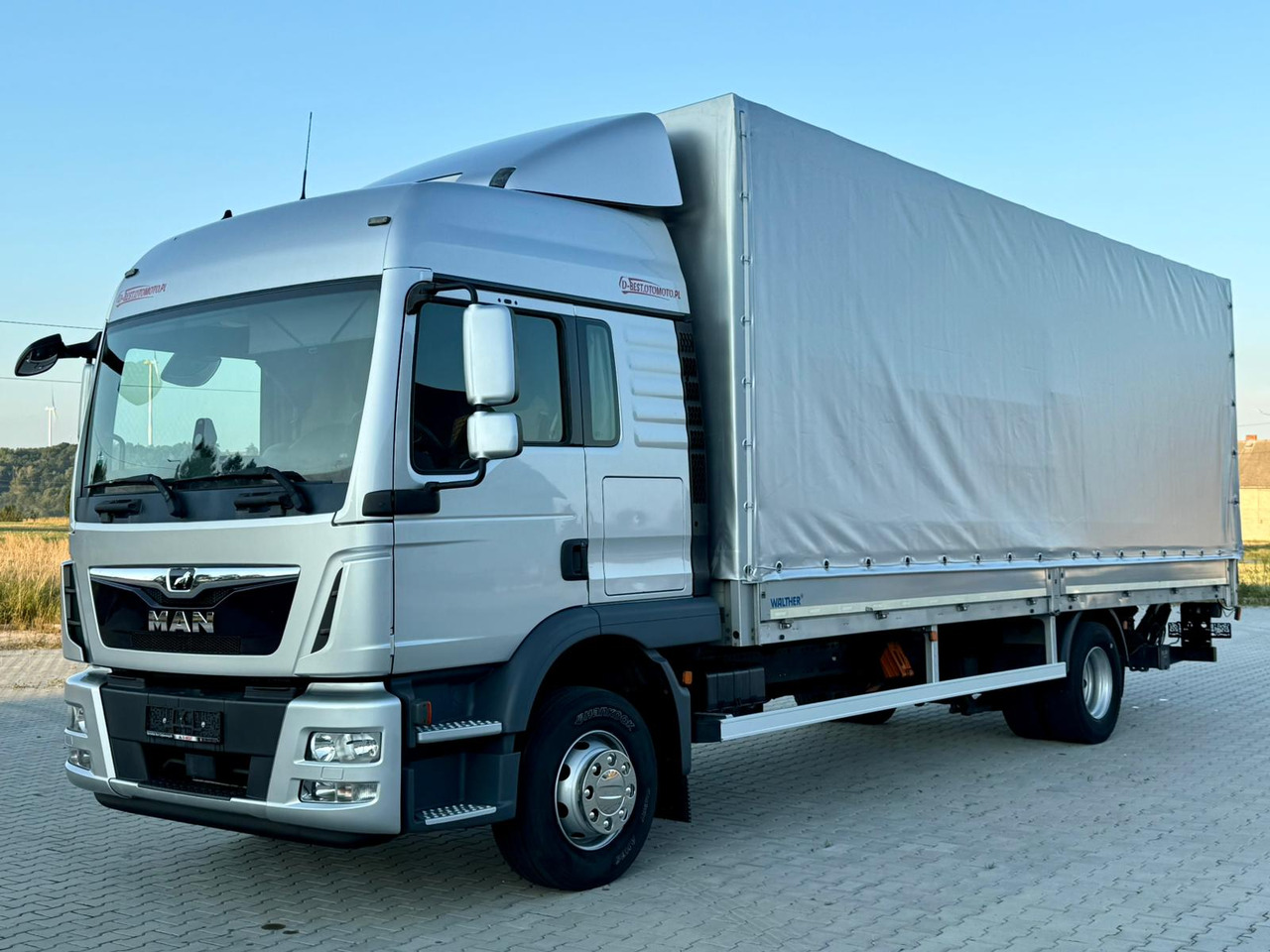 MAN TGM 12.250 / TGL / BURTO - FIRANKA / WINDA / 18 PALET / AUTOMAT - Curtainsider truck: picture 2 MAN TGM 12.250 / TGL / BURTO - FIRANKA / WINDA / 18 PALET / AUTOMAT - Curtainsider truck: picture 2