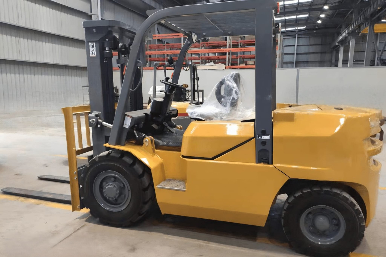 Müller Machinery MF 35 - Diesel forklift: picture 1 Müller Machinery MF 35 - Diesel forklift: picture 1