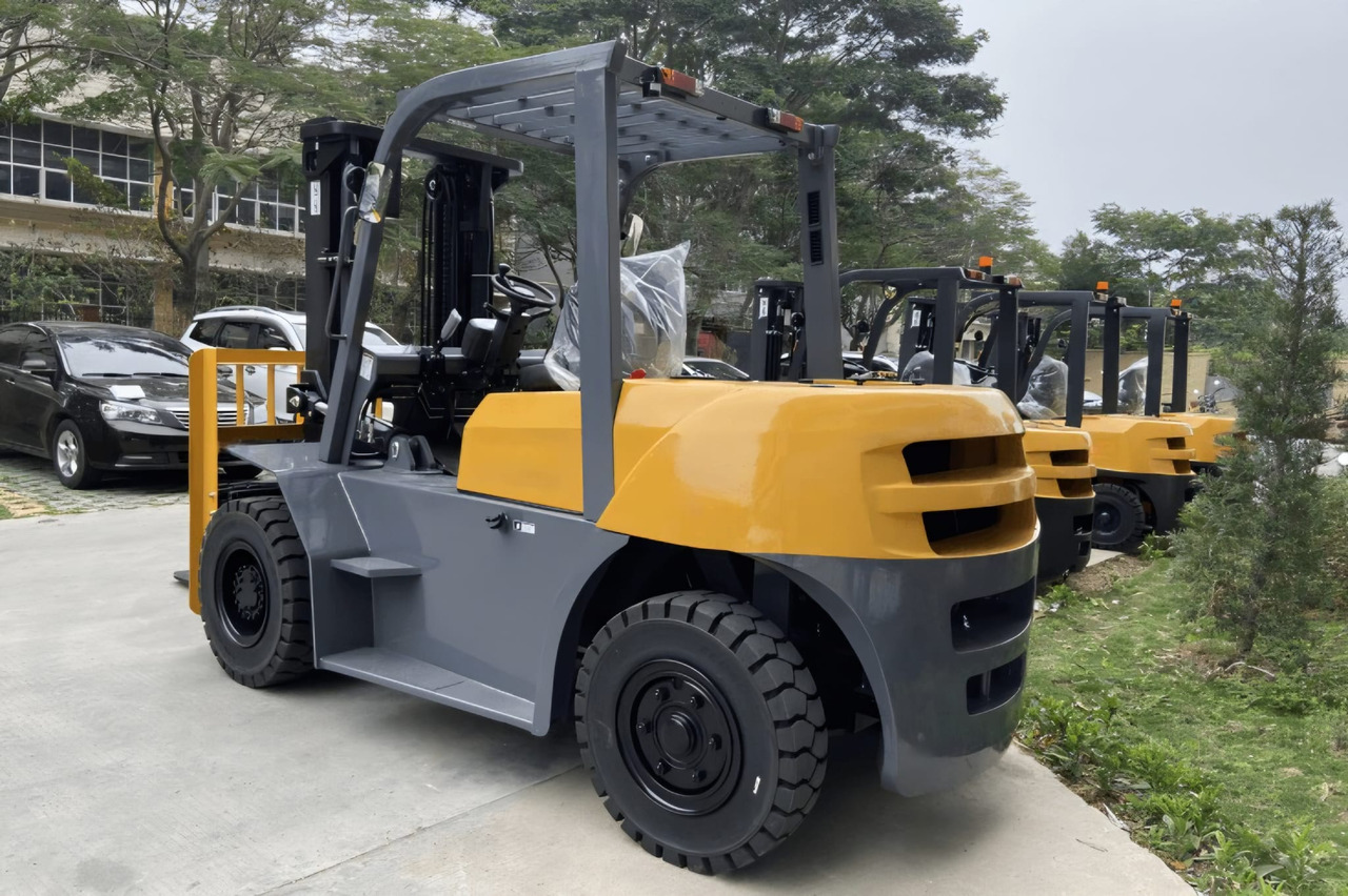 Müller Machinery MF 50 - Diesel forklift: picture 3 Müller Machinery MF 50 - Diesel forklift: picture 3