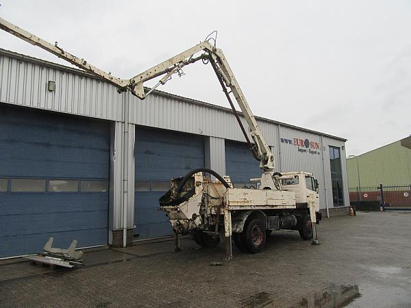 SCHWING City pump M16/13 Z - Concrete pump truck: picture 3 SCHWING City pump M16/13 Z - Concrete pump truck: picture 3