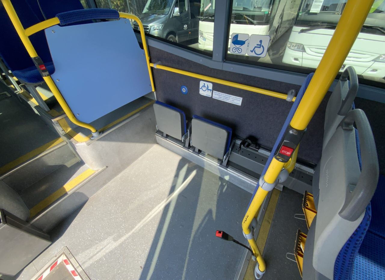 City bus Iveco Crossway LE: picture 16