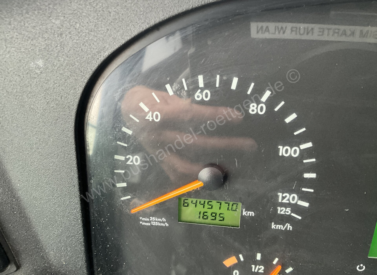 Suburban bus Mercedes-Benz O 350 Tourismo RH-M: picture 20 Suburban bus Mercedes-Benz O 350 Tourismo RH-M: picture 20