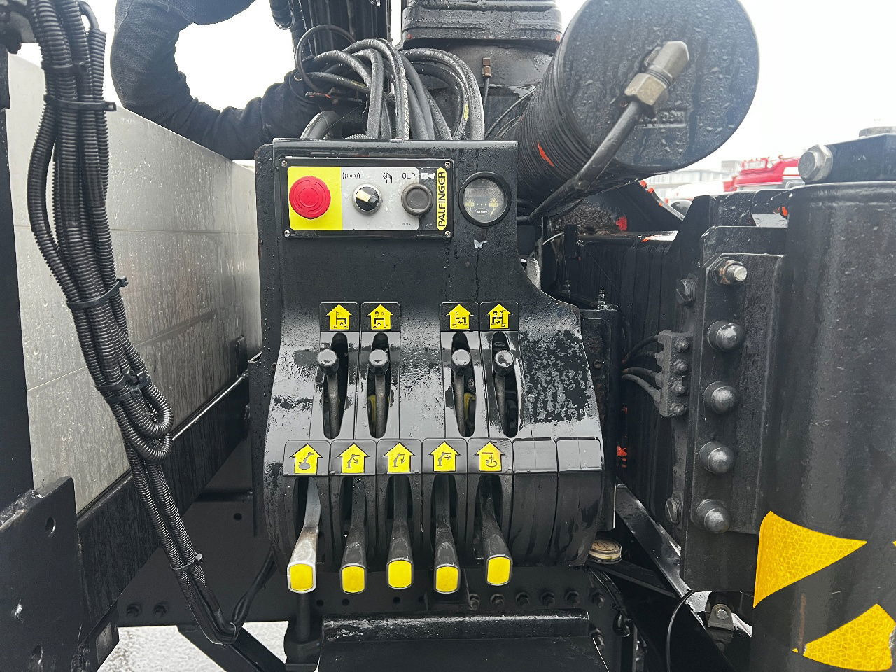 Crane truck MAN TGA 18.310 met Palfinger PK12000 kraan: picture 7