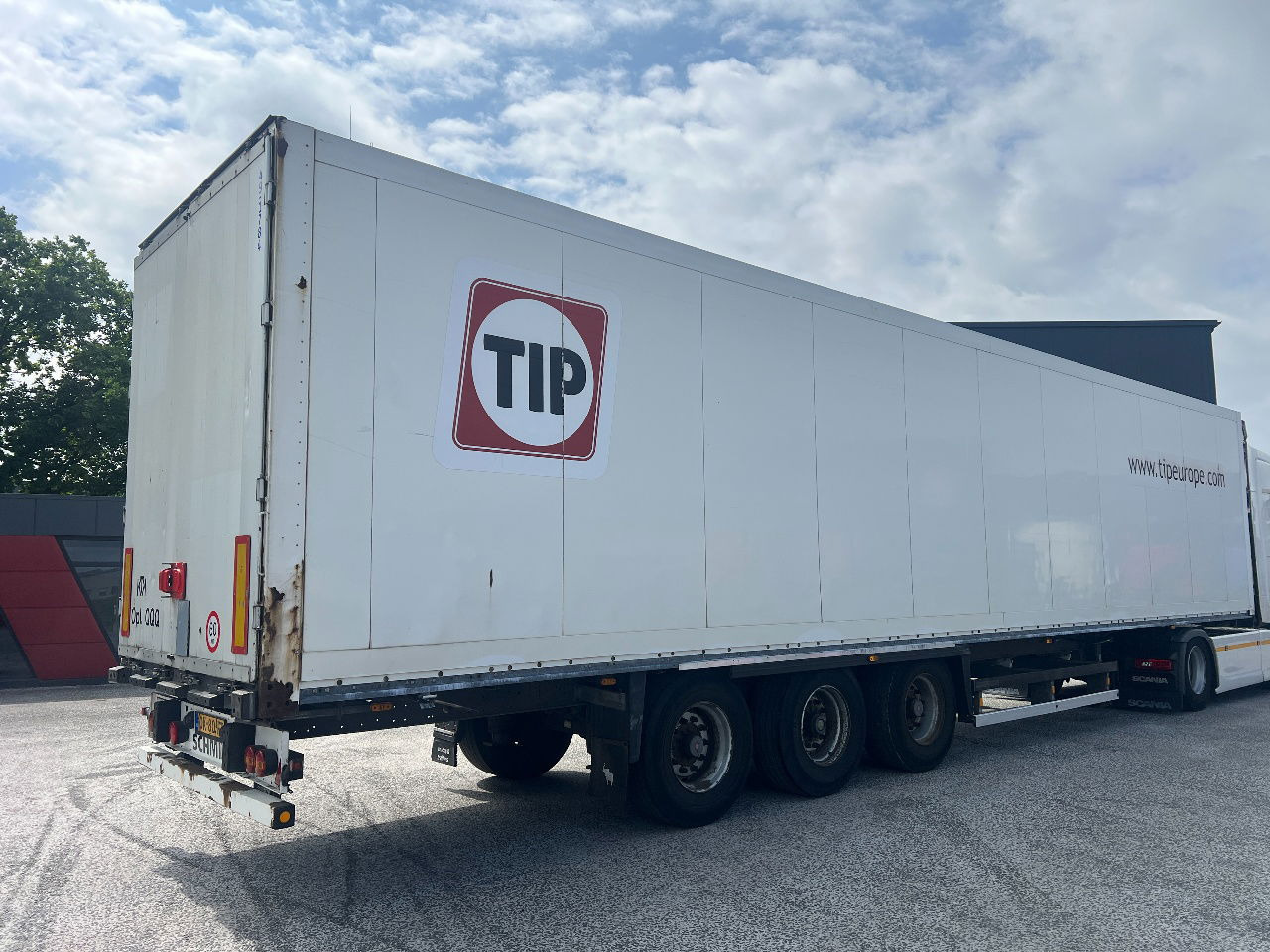 Schmitz Cargobull Isoliert koffer, SAF achsen - Closed box semi-trailer: picture 3 Schmitz Cargobull Isoliert koffer, SAF achsen - Closed box semi-trailer: picture 3