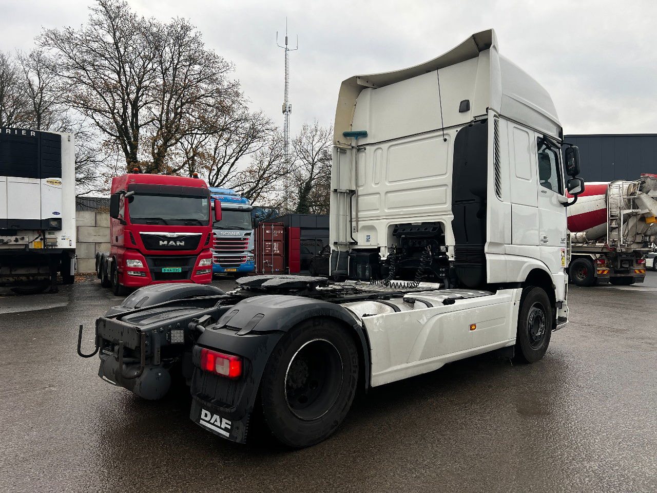 DAF XF 460 SSC, Retarder, Full spoiler - Tractor unit: picture 3 DAF XF 460 SSC, Retarder, Full spoiler - Tractor unit: picture 3