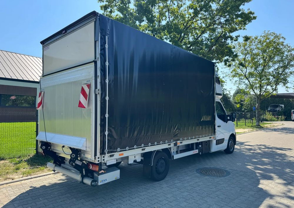 Renault Master - Curtain side van: picture 5 Renault Master - Curtain side van: picture 5