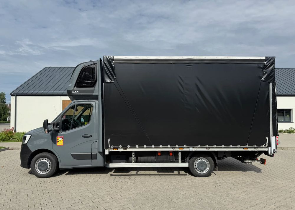 Renault Master - Curtain side van: picture 4 Renault Master - Curtain side van: picture 4
