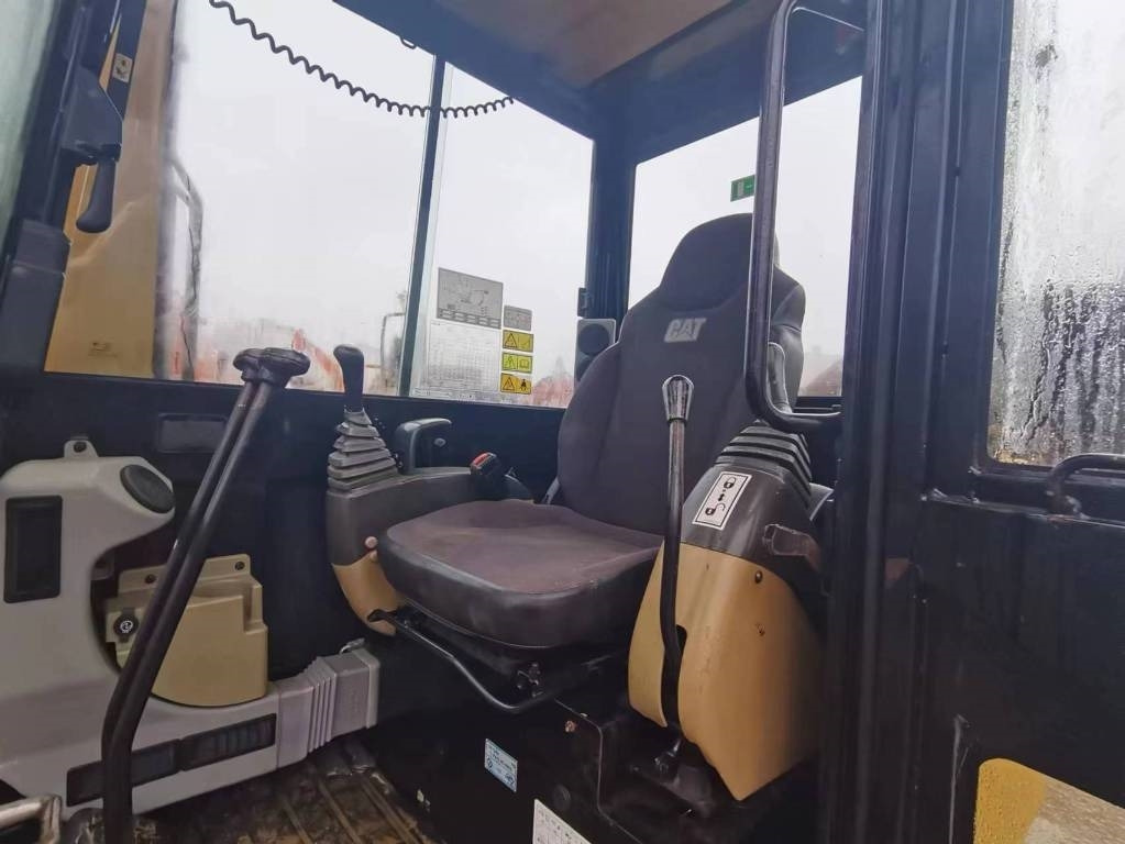 CAT 305.5 E - Crawler excavator: picture 5 CAT 305.5 E - Crawler excavator: picture 5