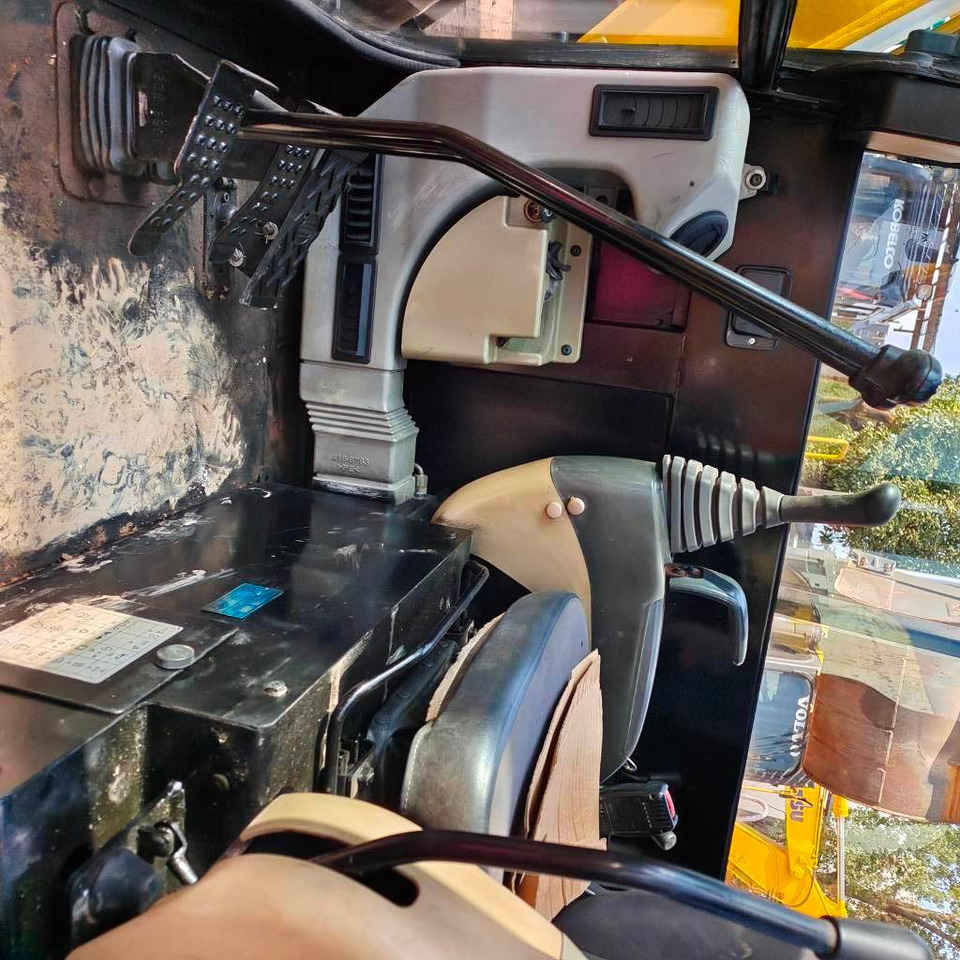 CAT 305.5 E - Mini excavator: picture 3 CAT 305.5 E - Mini excavator: picture 3