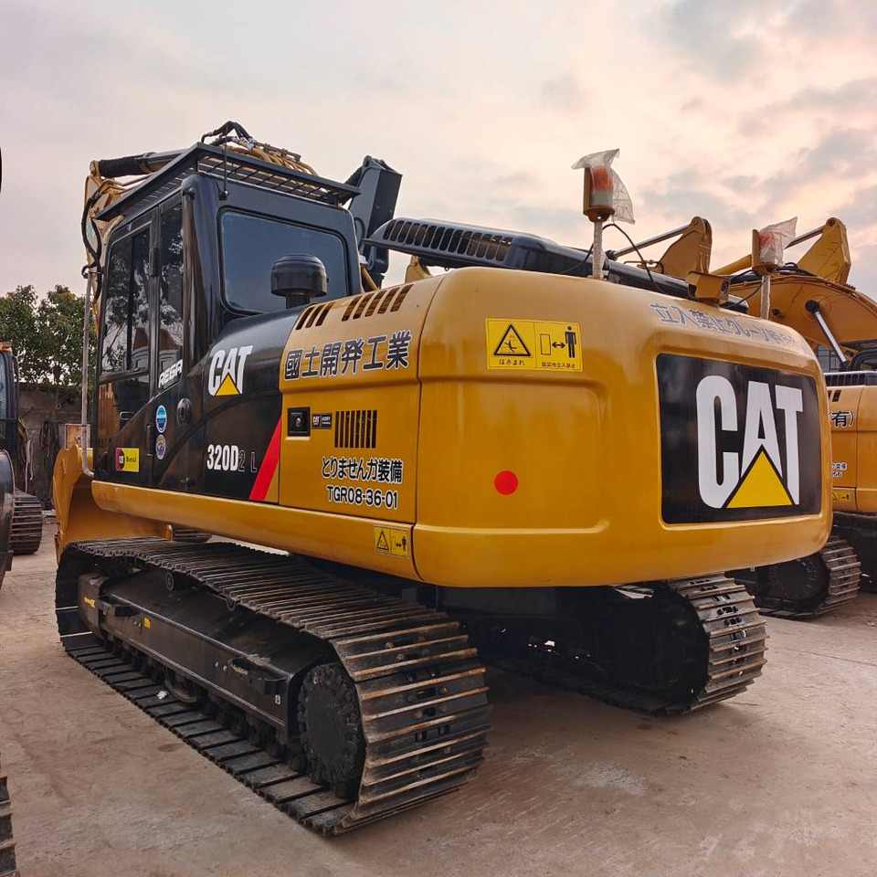 CAT 320 D - Crawler excavator: picture 1 CAT 320 D - Crawler excavator: picture 1