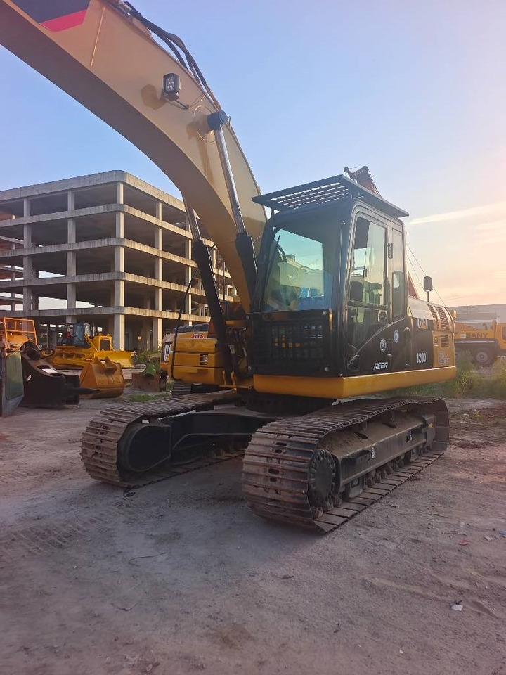 CAT 320 D leasing CAT 320 D: picture 14