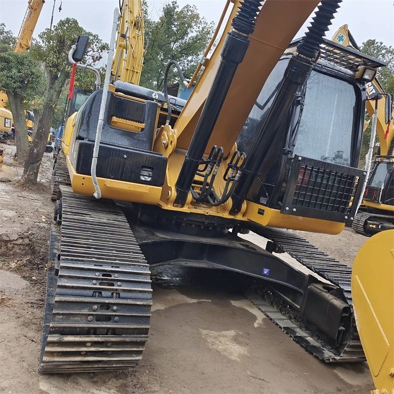 CAT 330 D - Crawler excavator: picture 4 CAT 330 D - Crawler excavator: picture 4
