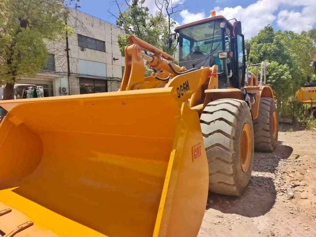 CAT 966 H - Wheel loader: picture 4 CAT 966 H - Wheel loader: picture 4