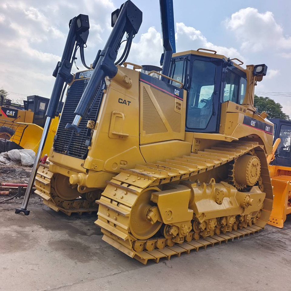 CAT D 8 T - Bulldozer: picture 1 CAT D 8 T - Bulldozer: picture 1