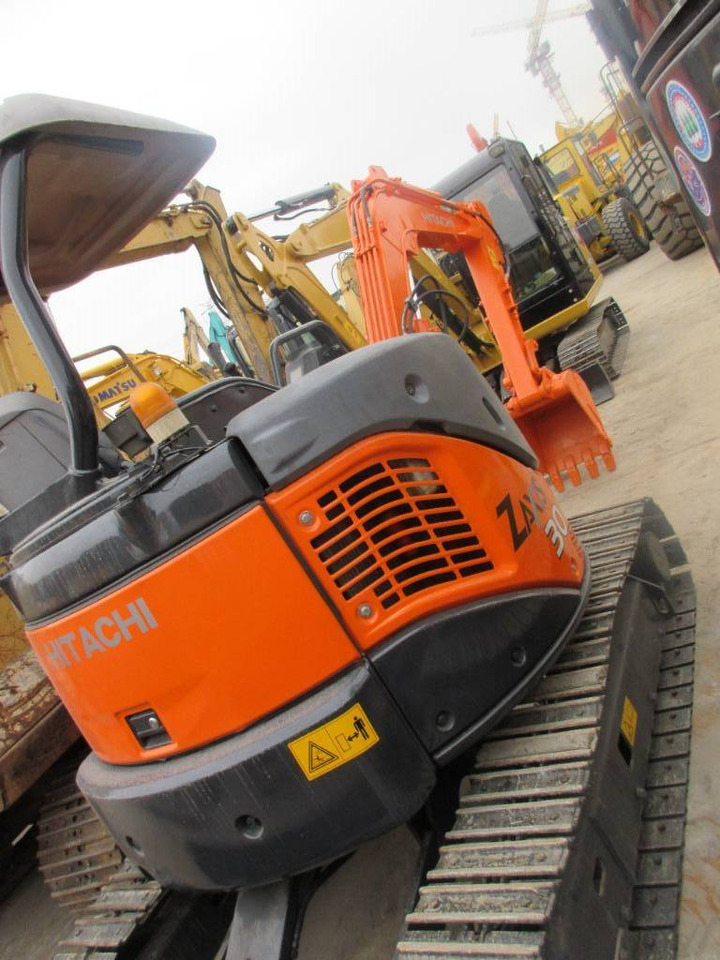 Hitachi ZX 30 U - Mini excavator: picture 3 Hitachi ZX 30 U - Mini excavator: picture 3