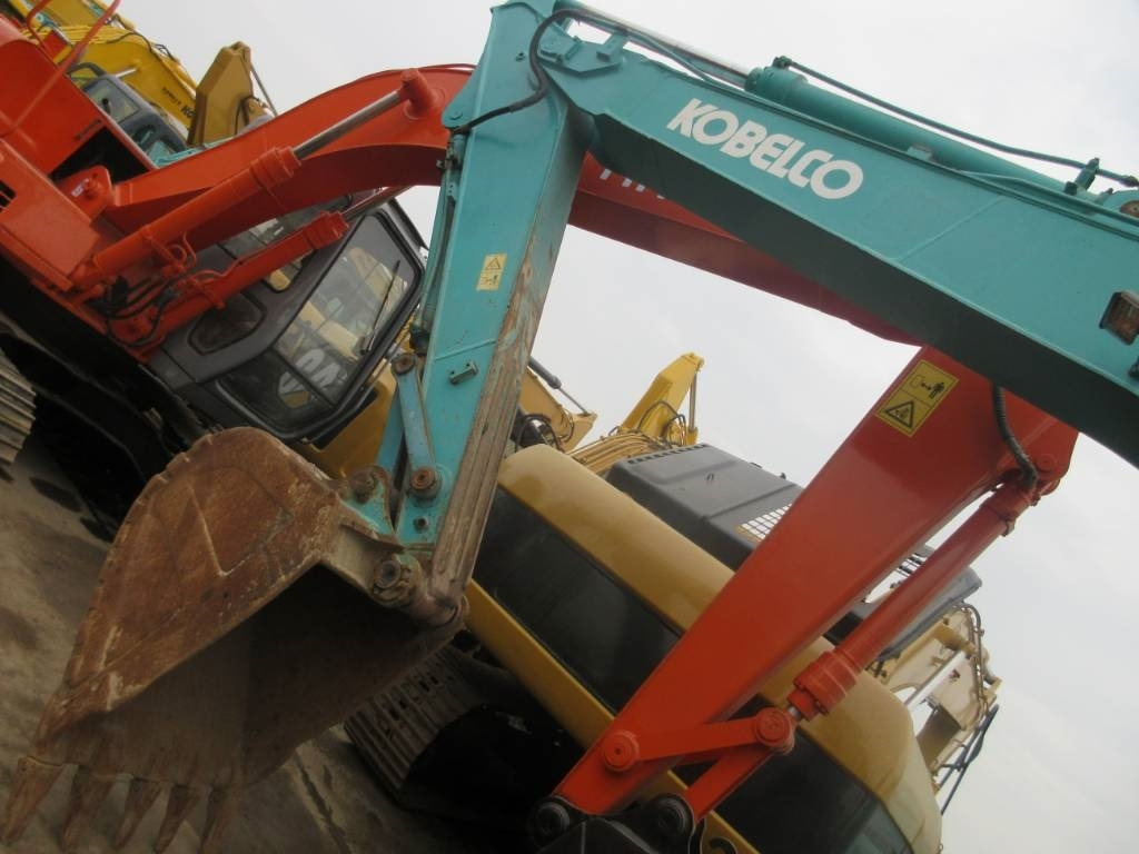 Kobelco SK 140 - Crawler excavator: picture 5 Kobelco SK 140 - Crawler excavator: picture 5