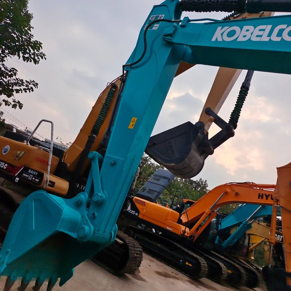 Kobelco SK 200 - Crawler excavator: picture 5 Kobelco SK 200 - Crawler excavator: picture 5