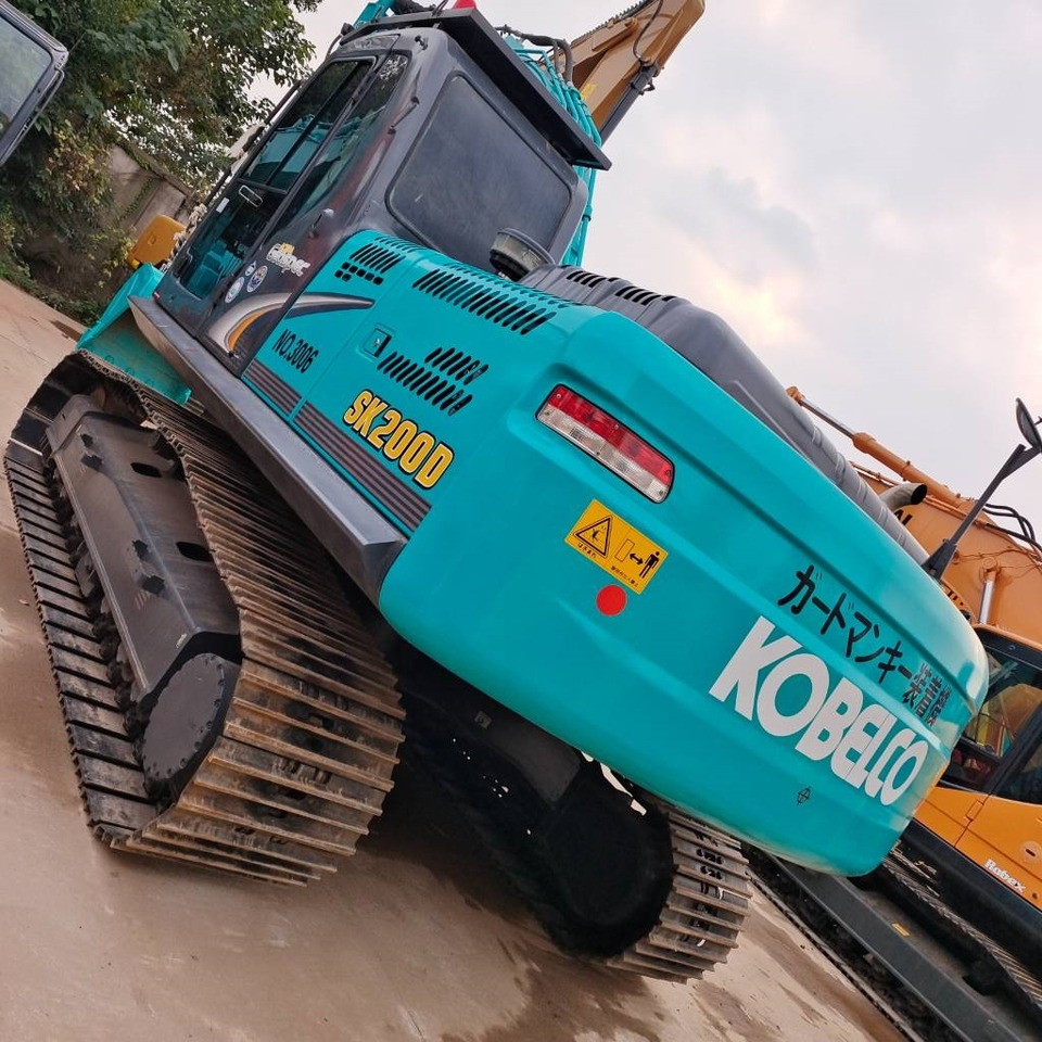Kobelco SK 200 - Crawler excavator: picture 4 Kobelco SK 200 - Crawler excavator: picture 4