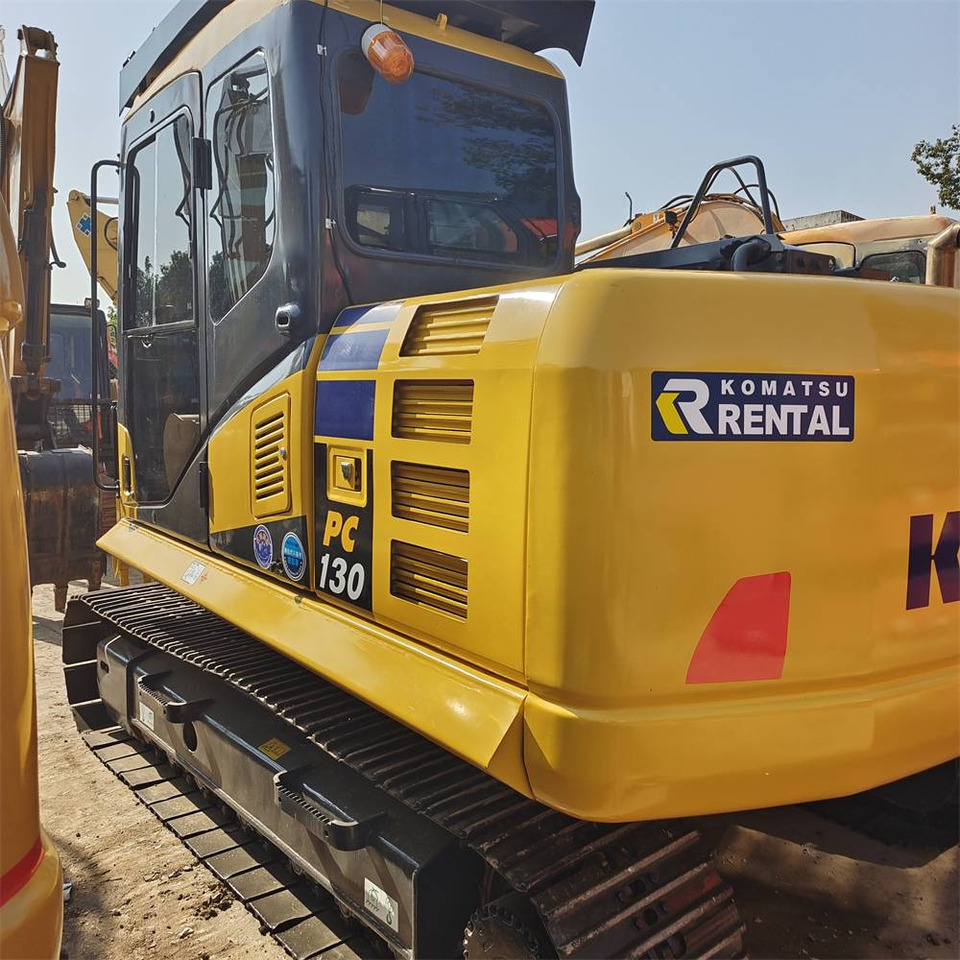 Crawler excavator Komatsu PC 130 LC-7: picture 9