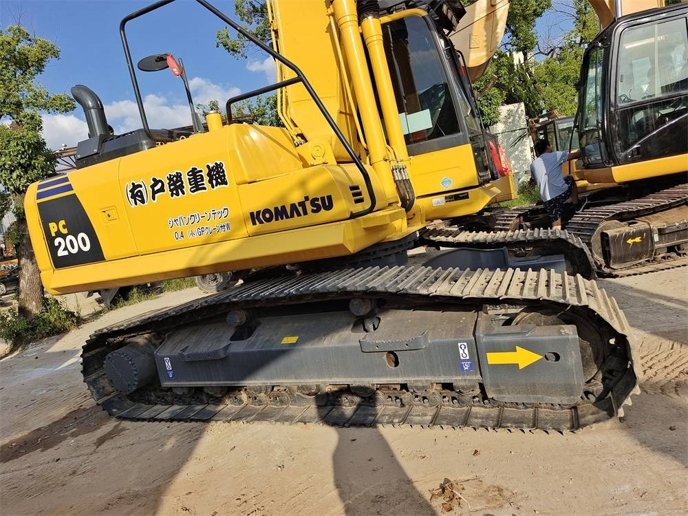 Komatsu PC 200 - Crawler excavator: picture 5 Komatsu PC 200 - Crawler excavator: picture 5