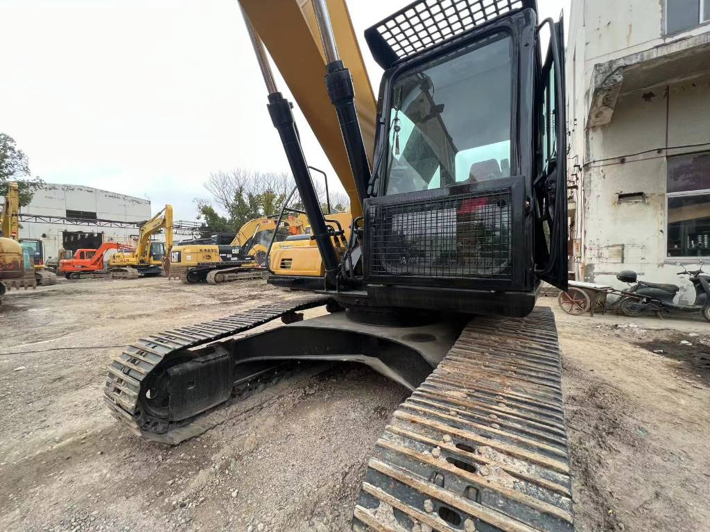 Komatsu PC 70-8 - Crawler excavator: picture 3 Komatsu PC 70-8 - Crawler excavator: picture 3