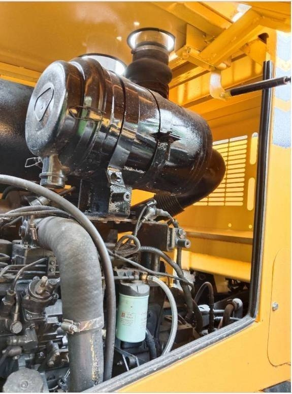 Komatsu WA 320-5 - Crawler excavator: picture 2 Komatsu WA 320-5 - Crawler excavator: picture 2