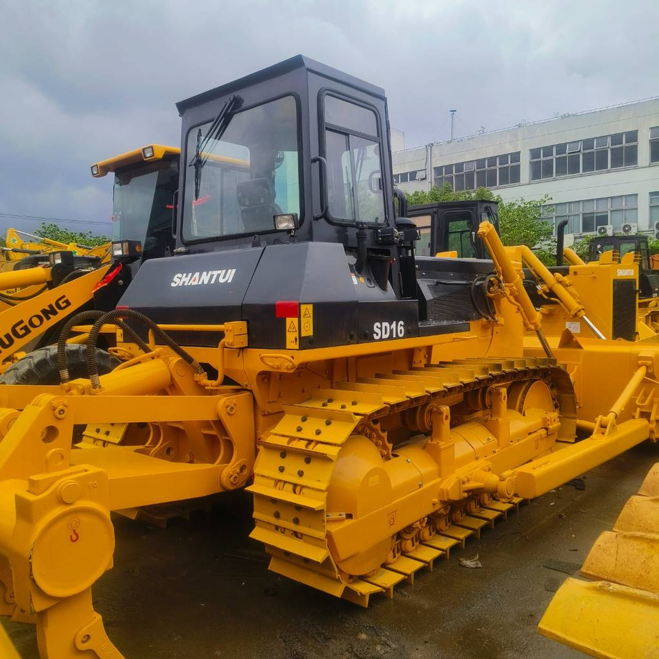 Shantui SD 16 - Bulldozer: picture 1 Shantui SD 16 - Bulldozer: picture 1