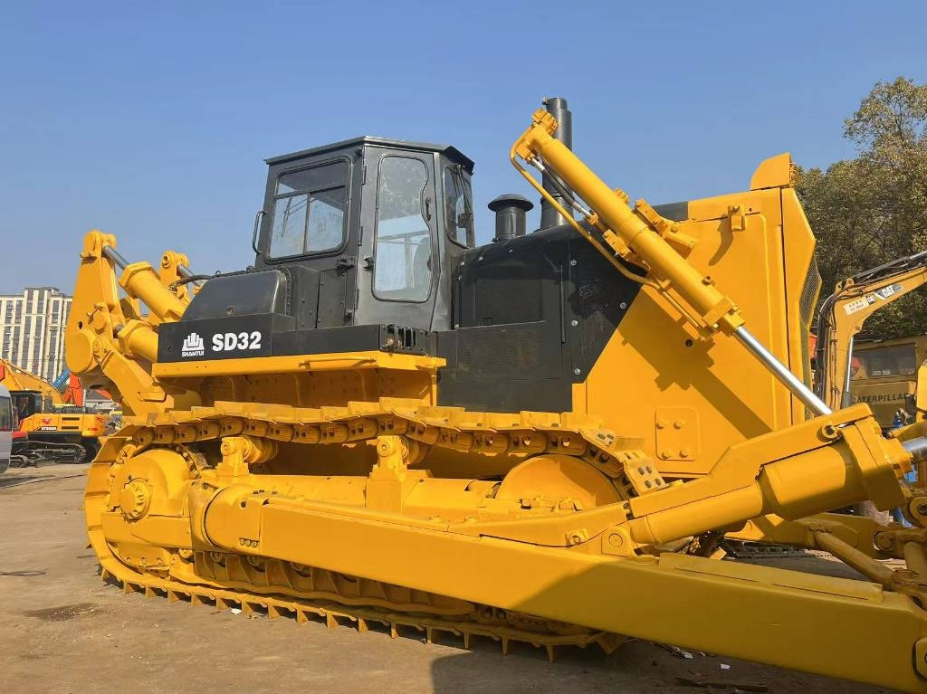 Shantui SD 32 - Bulldozer: picture 1 Shantui SD 32 - Bulldozer: picture 1