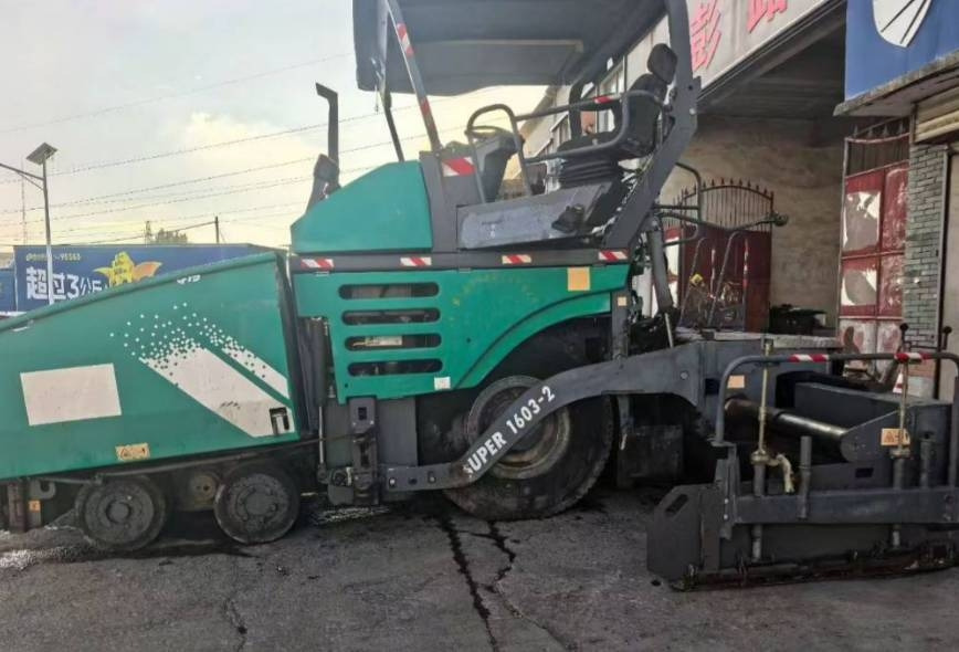 Vögele 1603 - Asphalt paver: picture 1 Vögele 1603 - Asphalt paver: picture 1