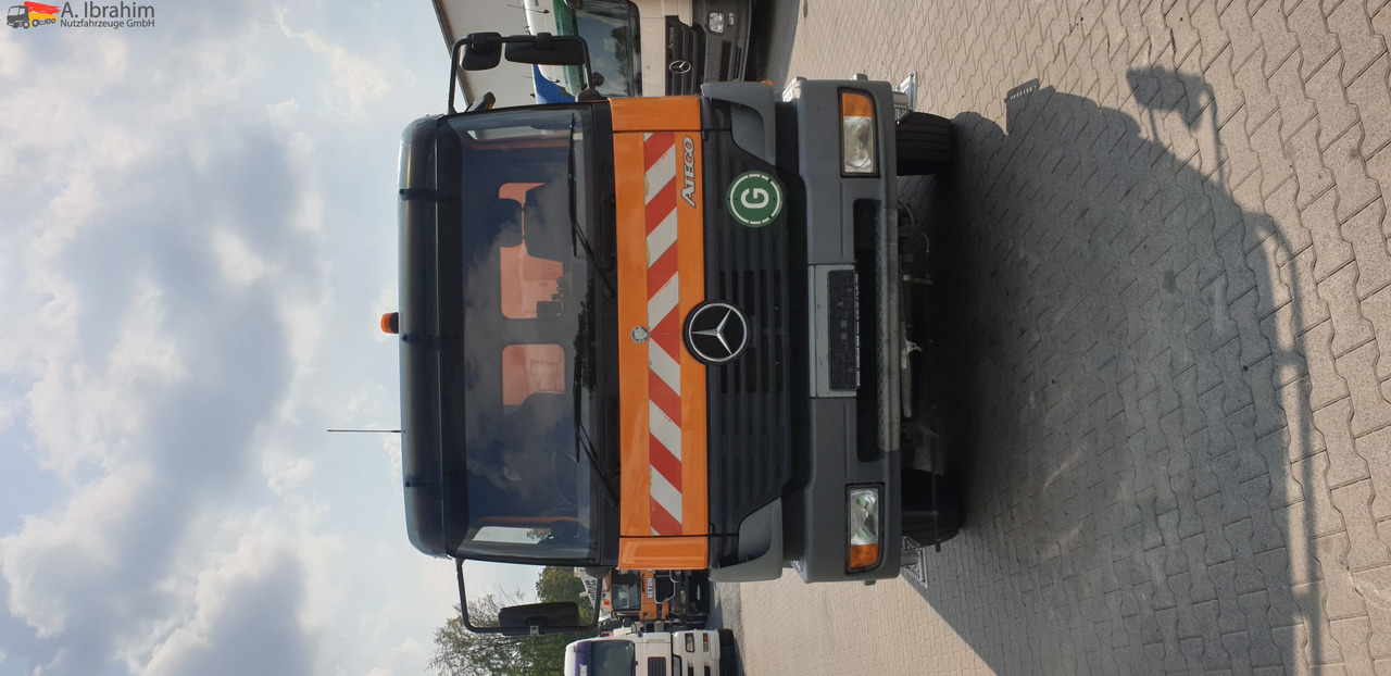 Mercedes-Benz 1823 DB 1823,Optifant 70, einsatzbereit, 1453 h Betriebsstunden - Road sweeper: picture 3 Mercedes-Benz 1823 DB 1823,Optifant 70, einsatzbereit, 1453 h Betriebsstunden - Road sweeper: picture 3