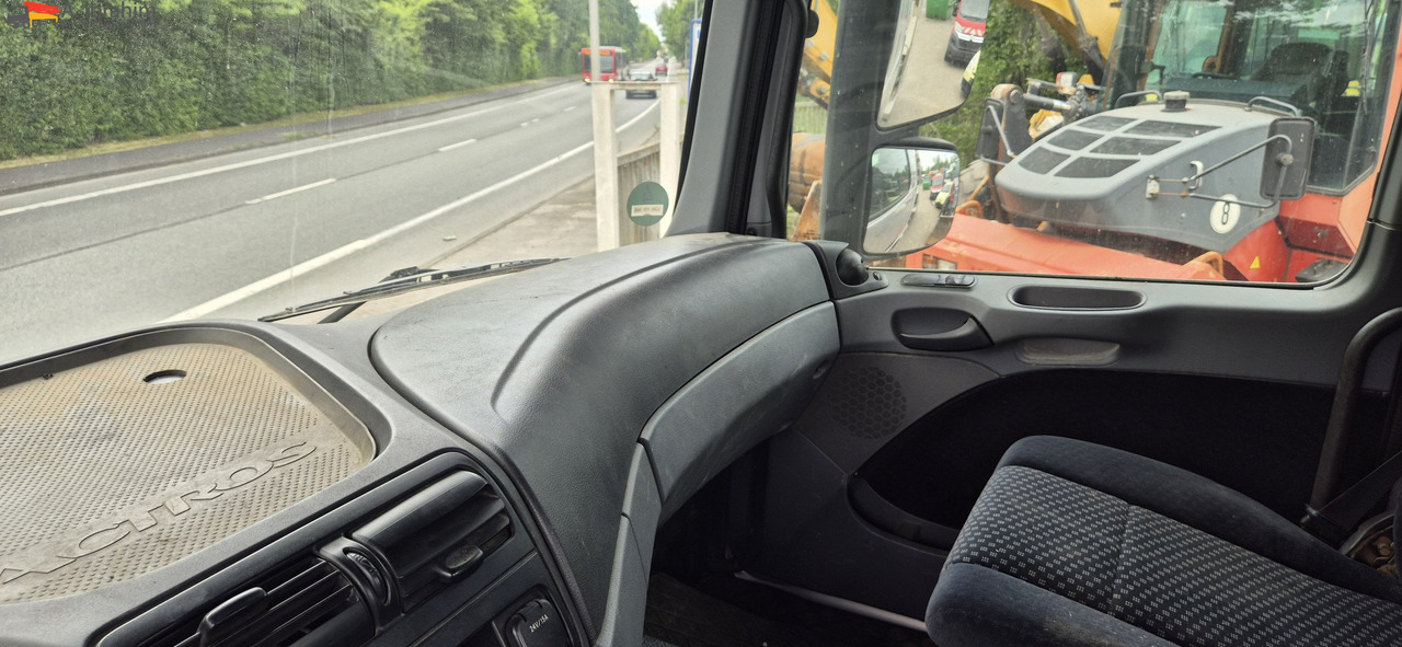 Mercedes-Benz 2546 L Meiller Absetzkipper 6x2, Vorlauf-Lenkachse, mp3 - Skip loader truck: picture 2 Mercedes-Benz 2546 L Meiller Absetzkipper 6x2, Vorlauf-Lenkachse, mp3 - Skip loader truck: picture 2