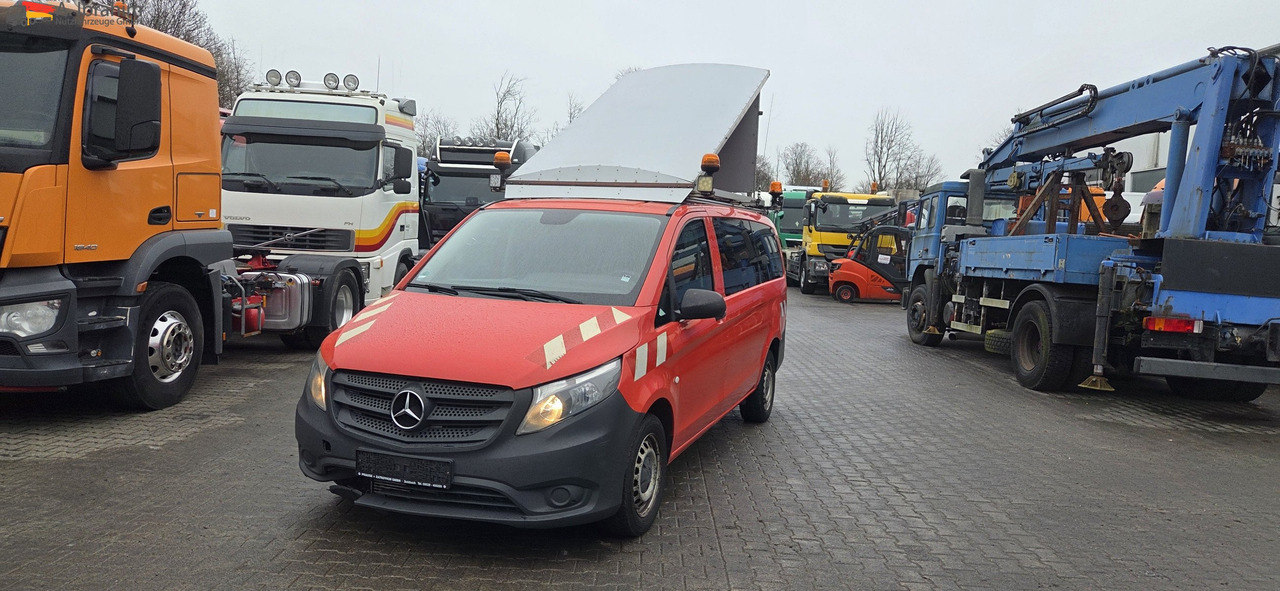 Mercedes-Benz Vito Tourer BF 3-GST Zeichen Anlage 3050 kg zzGw - Vending truck: picture 1 Mercedes-Benz Vito Tourer BF 3-GST Zeichen Anlage 3050 kg zzGw - Vending truck: picture 1