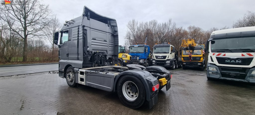 MAN 18.500 TGX Retarder, 2x Tank, Motorschaden !! - Tractor unit: picture 4 MAN 18.500 TGX Retarder, 2x Tank, Motorschaden !! - Tractor unit: picture 4