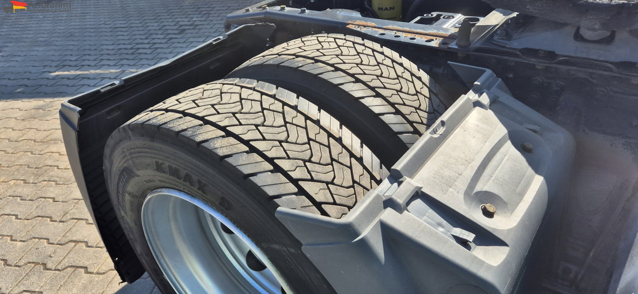 MAN TGX 18.460 Retarder, Klima, 1. Hand 04 2018 - Tractor unit: picture 3 MAN TGX 18.460 Retarder, Klima, 1. Hand 04 2018 - Tractor unit: picture 3