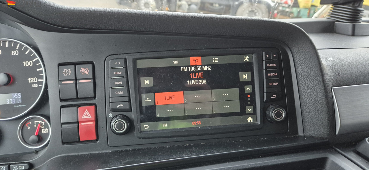 MAN TGX 18.460 Retarder, Klima, 1. Hand 04 2018 - Tractor unit: picture 2 MAN TGX 18.460 Retarder, Klima, 1. Hand 04 2018 - Tractor unit: picture 2